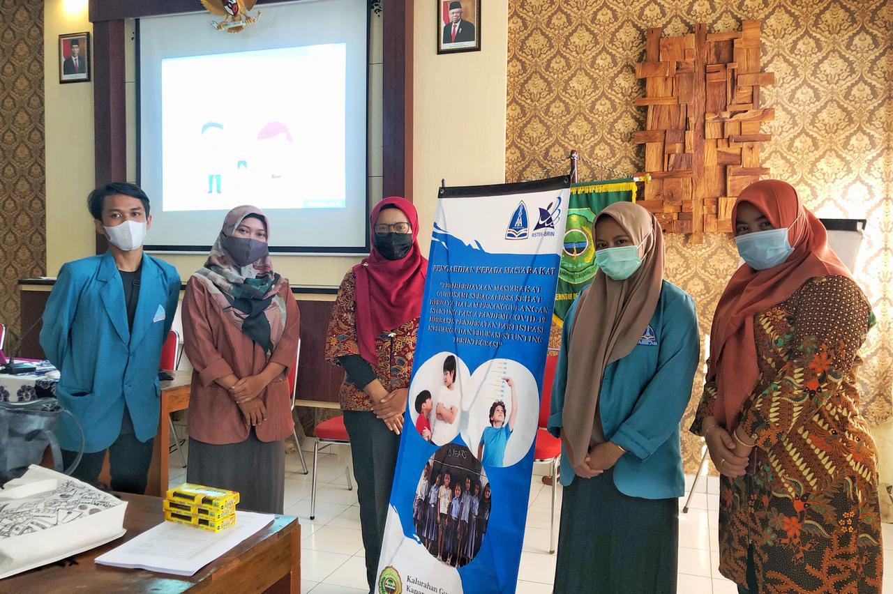 Pemberdayaan Masyarakat Guwosari Sebagai Desa Sehat Berdaya dalam Penanggulangan Stunting Pasca Pandemi COVID-19 Berbasis Pendekatan Partisipasi Keluarga dan Edukasi Stunting Terintegrasi